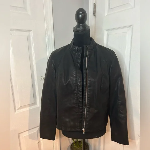 BACCINI Women’s Black Leather Jacket - Picture 2 of 9